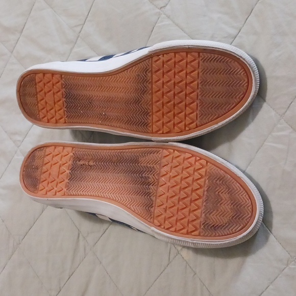 Mossimo Supply Co. Slip On Shoe's Women's 7 White And Blue Striped - Picture 4 of 8